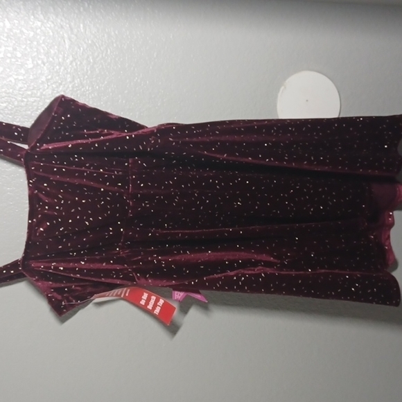 Speechless Velvet mini dress - Picture 8 of 9